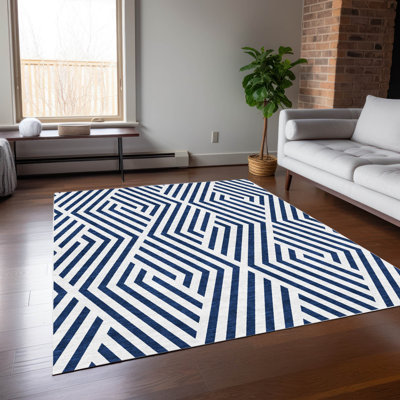 Tapis bleu marine intérieur / extérieur en polyester tissé à la machine Altair