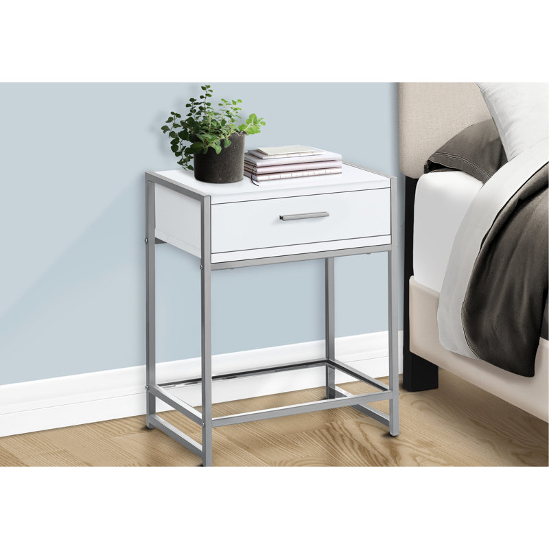 Table de bout de chambre polyvalente avec stratifié blanc, métal gris et espace de rangement contemporain