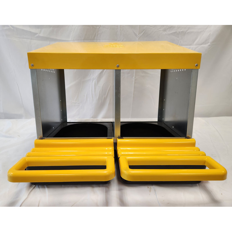 Tucker Murphy Pet™ Roll Back 2 Hole Nesting Box