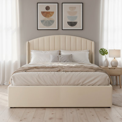 Bayson Upholstered Double (4'6) Bed
