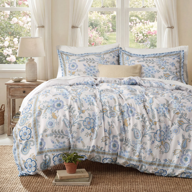 Bedsure Reversible Cute Flower Patterned Bedding Duvet Cover, Queen Duvet Cover + 2 Shams, Paisley Scrolls