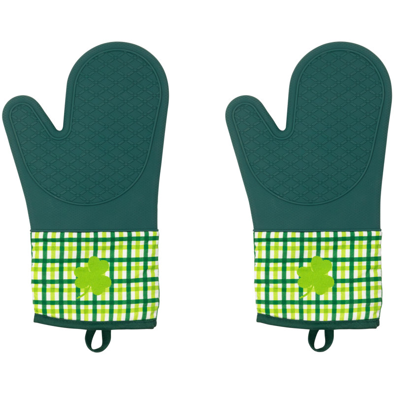 Northlight Seasonal Plaid Polyester Oven Mitt Set