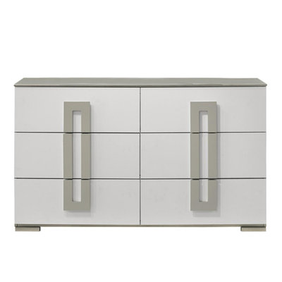 Kyrstyn Dresser