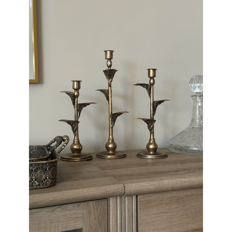 Vintage Brass-Toned Leaf Taper Candle Holders – Set Of 3