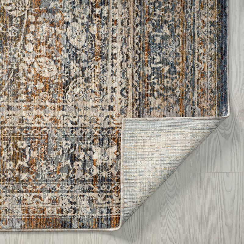 Dmon Floral Area Rug in Blue, Rectangle 5'3" x 7'6"