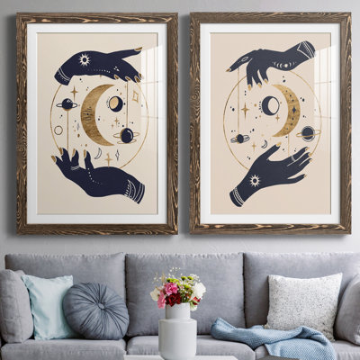 «Moon Hands», reproduction encadrée IPremium prête à être accrochée