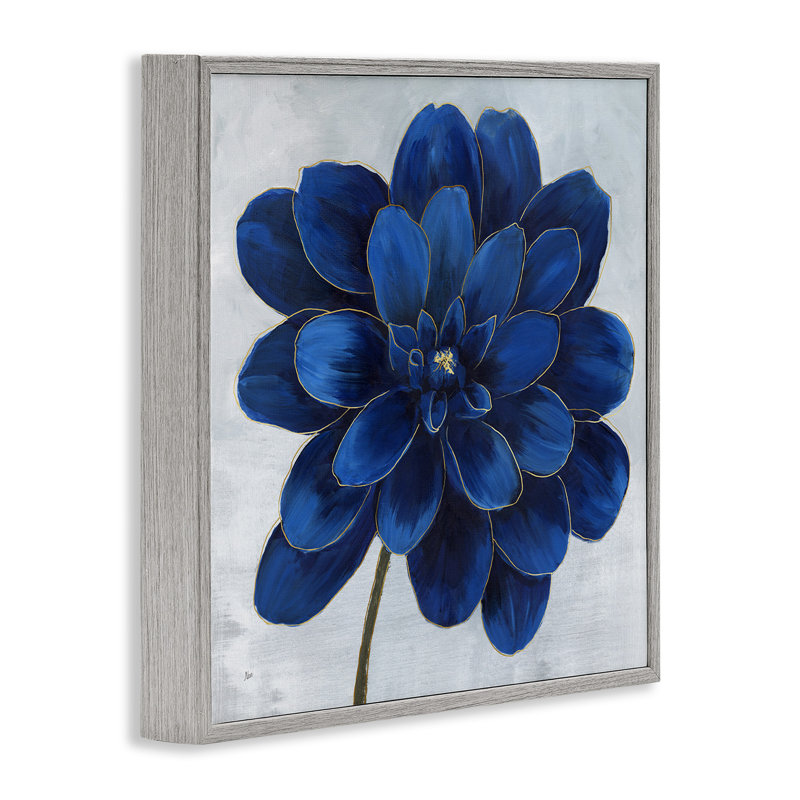 Contour moderne de pétales de fleurs bleu foncé modernes par Nan, H 17 po x l 17 po , Estampe numérique Farmhouse
