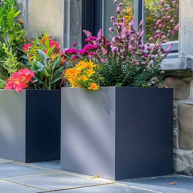 Babrow Metal Planter Box, 60cm H x 60cm W x 60cm D, Grey