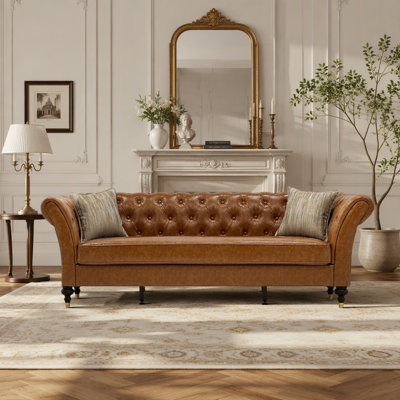 FX-P31-PULB (SOFA PU-35-1036) Canapé Chesterfield classique de 88,5 po en similicuir, canapé 3 places brun cognac avec capitonnage à boutons profonds, accoudoirs roulés et pieds tournés en bois, modèle Mid-Century imperméable et facile à nettoyer