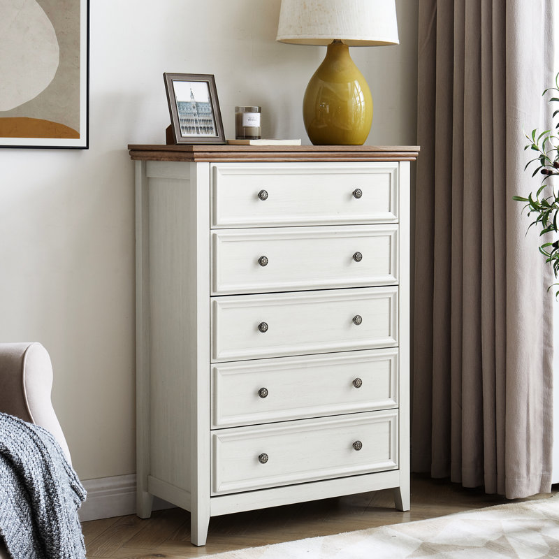 L'unité de rangement à 5 tiroirs beige et l'armoire fonctionnelle organisent vos vêtements sans effort