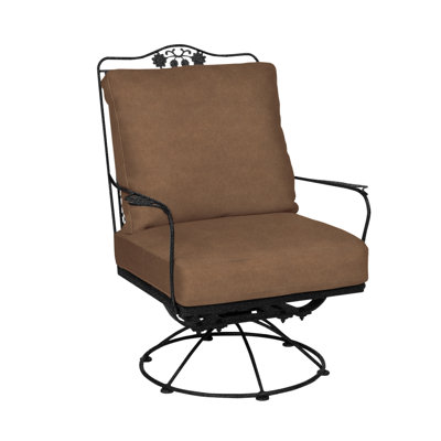 Chaise de patio pivotante à bascule Briarwood