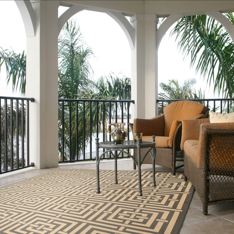 Arneshia Geometric Grey/Cream Indoor/Outdoor Area Rug, Rectangle 8' x 11'