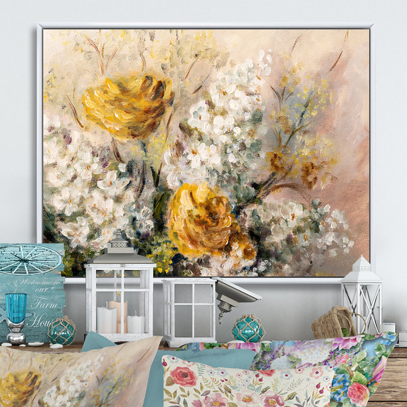 Nature morte aux fleurs jaunes et blanches II - reproduction sur toile, H 8 po x l 12 po x P 1 po, Cadre flottant blanc