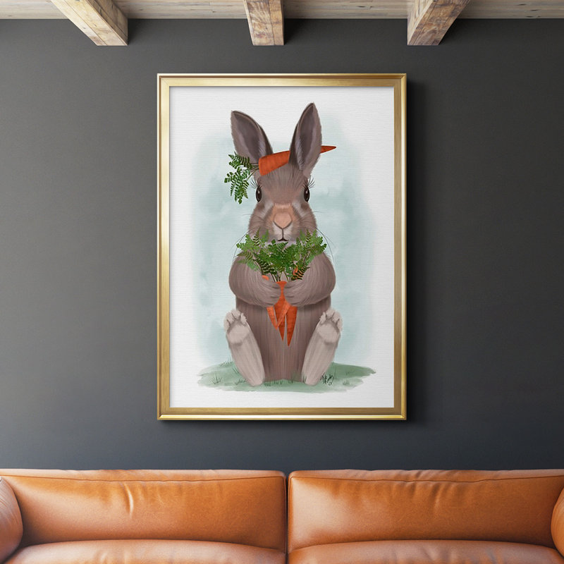 Lapin, carotte, étreinte sur papier, Encadrement doré, H 42,5 po x l 30,5 po x P 1 po