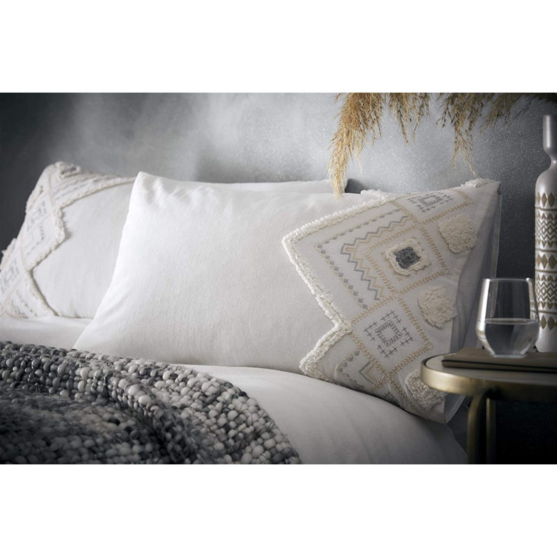 Cream Cotton 144 TC Duvet Cover Set, Super King Duvet Cover + 2 Standard Pillowcases