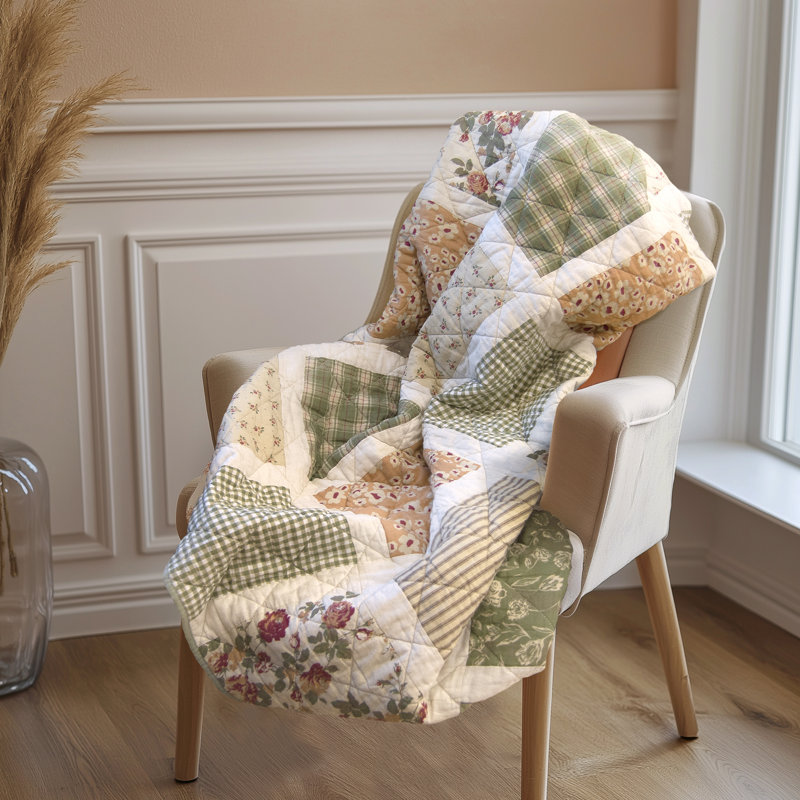 Donna Sharp Peach Rose Pieced Cotton Throw