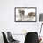 Toile avec cadre gris est en rupture de stock