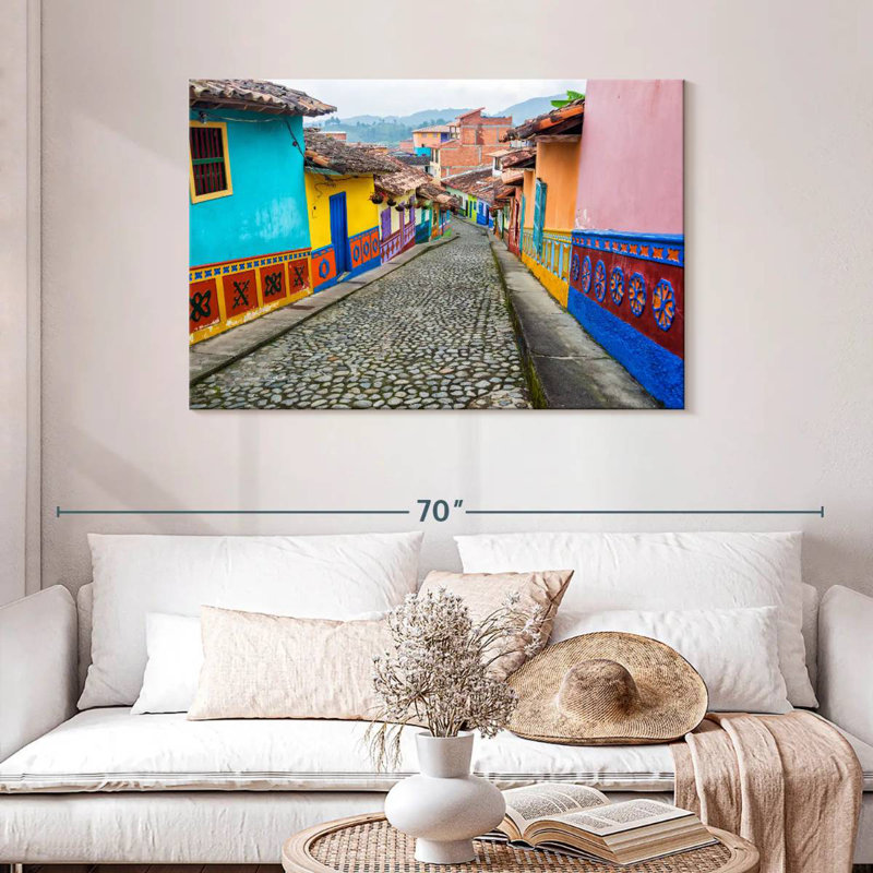 Sireci Guatape Cobbled Street