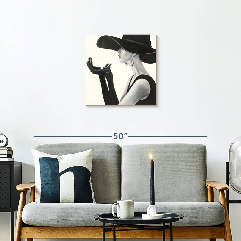 Leisha Haute Chapeau II, 20" H x 20" W