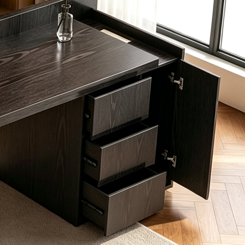 Bureau italien simple et élégant, 33.46" H x 70.87" W x 27.56" D