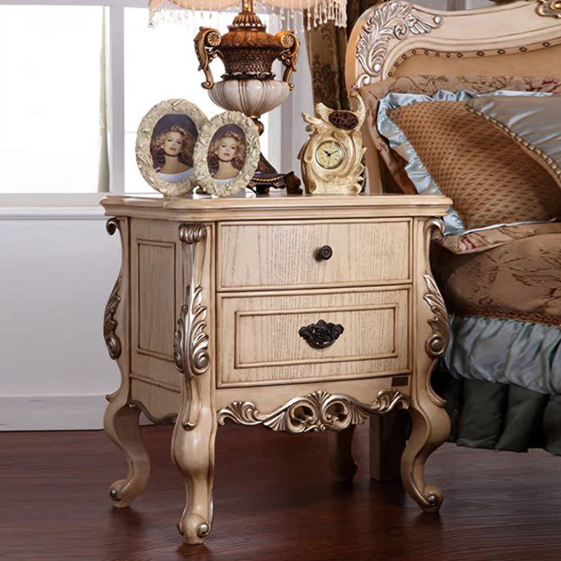 Table de chevet européenne en bois massif. Commode d'appoint