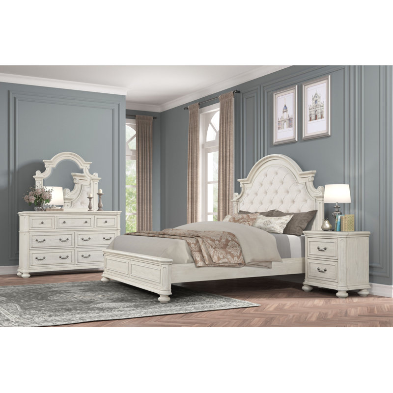 Ensemble de chambre à coucher 4 pièces Dilys, Très grand lit