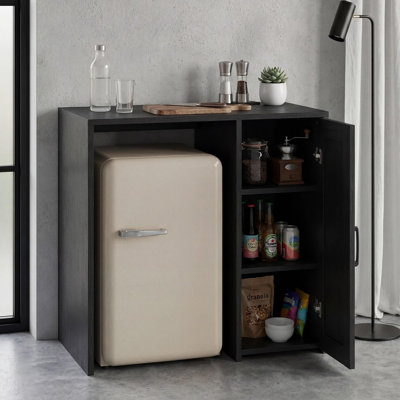 Mini armoire de réfrigérateur de 37,4 po de large avec porte de grange et prise de courant intégrée, organisateur de rangement de bar à café pour bureau de dortoir de cuisine