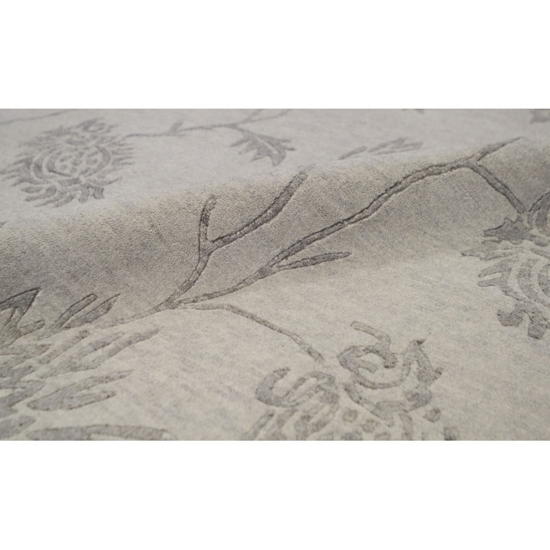 Hand-Knotted High-Quality Beige Area Rug