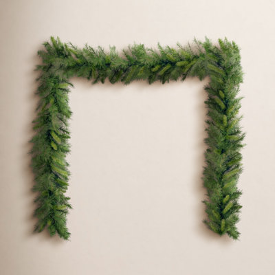 9' Winchester Pine Garland