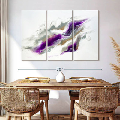 Gris Avery et ciel violet