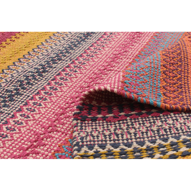 Tapis géométrique doré / rose / bleu marine en laine Kilim, Rectangle 4 pi x 5 pi 10 po