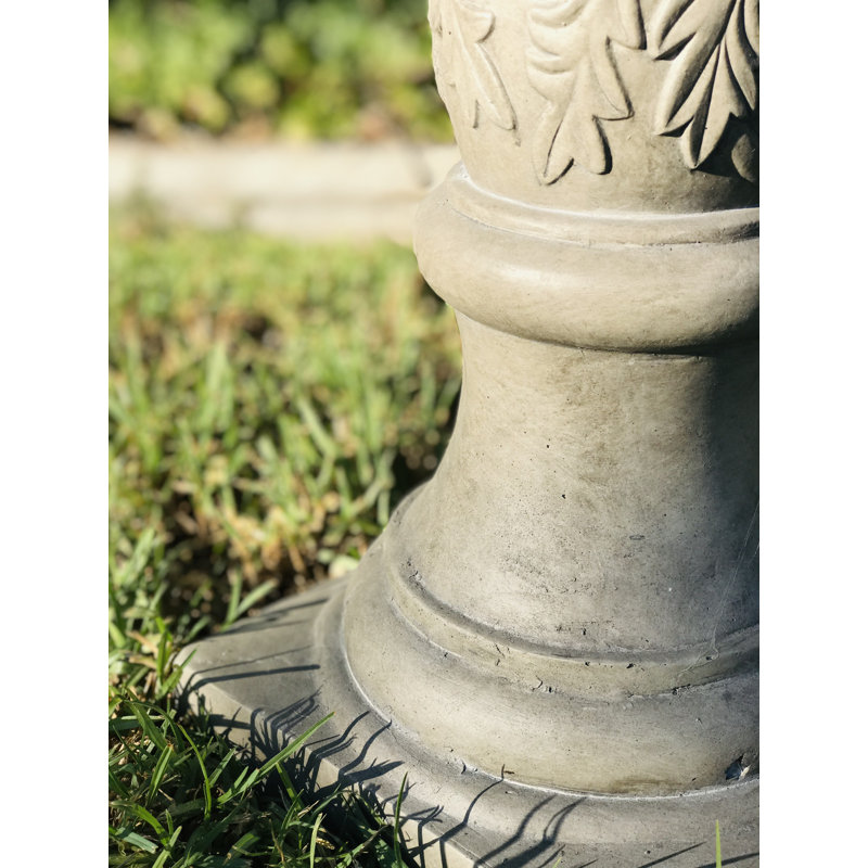 Bain d'oiseaux Almaden, H 24,5 po x l 22,8 po x P 22,8 po
