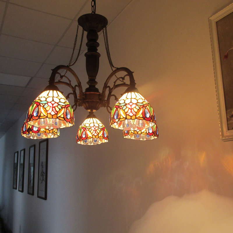 5 - Light Classic / Traditional Chandelier