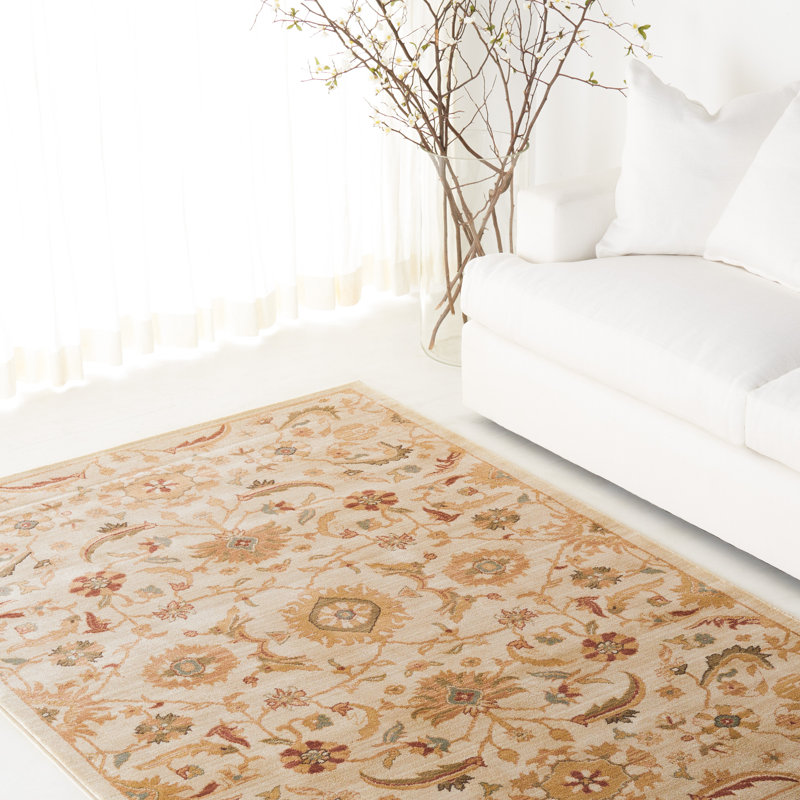 Floral Area Rug in Cream/Golden, Rectangle 3'6" x 5'6"