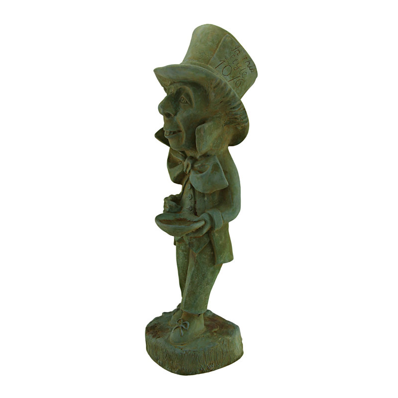 Statue de chapelier fou