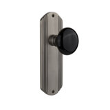 Deco Plate with Black Porcelain Door Knob