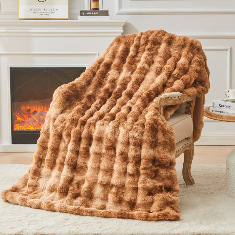 Couverture EMME en fausse fourrure, Lit simple, Fourrure teinte taupe