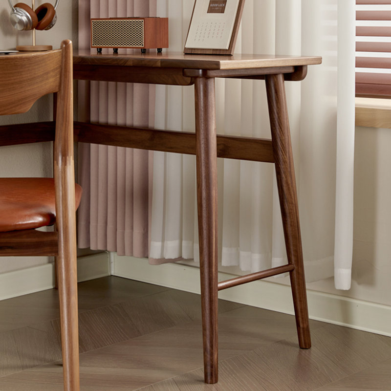 Corner desk and chair set