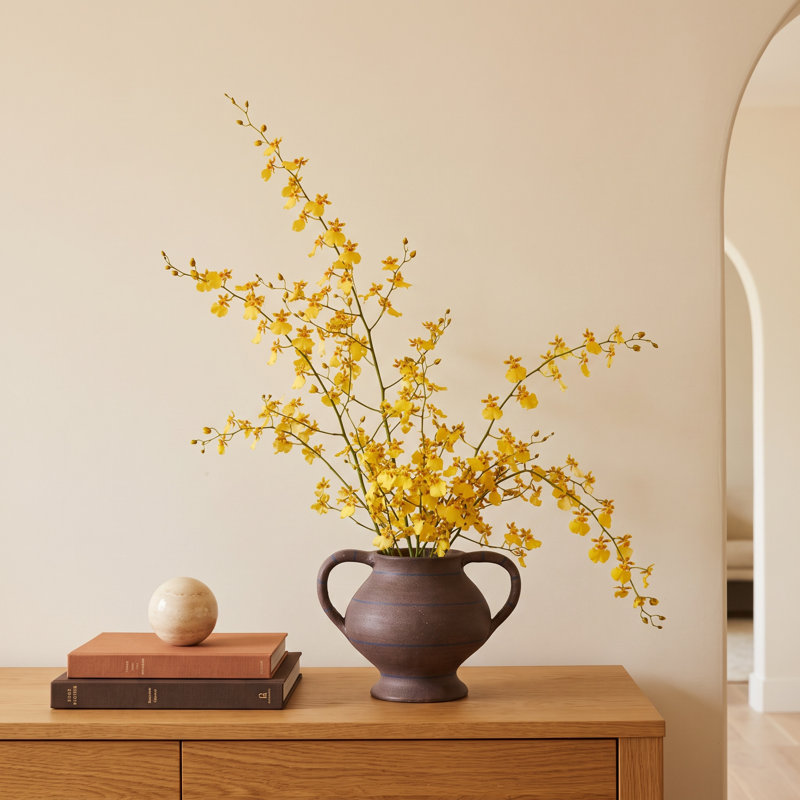 Rhysa Vase 7.5"x 5.25"x 5.75"