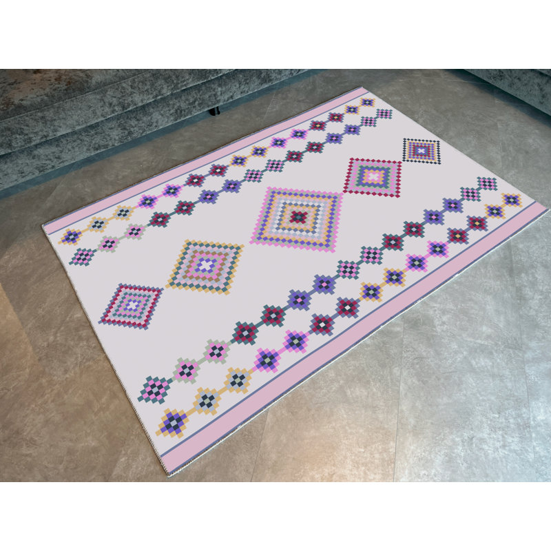 Tapis intérieur / extérieur Krischan, Rectangle 4 pi 11 po x 7 pi 7 po