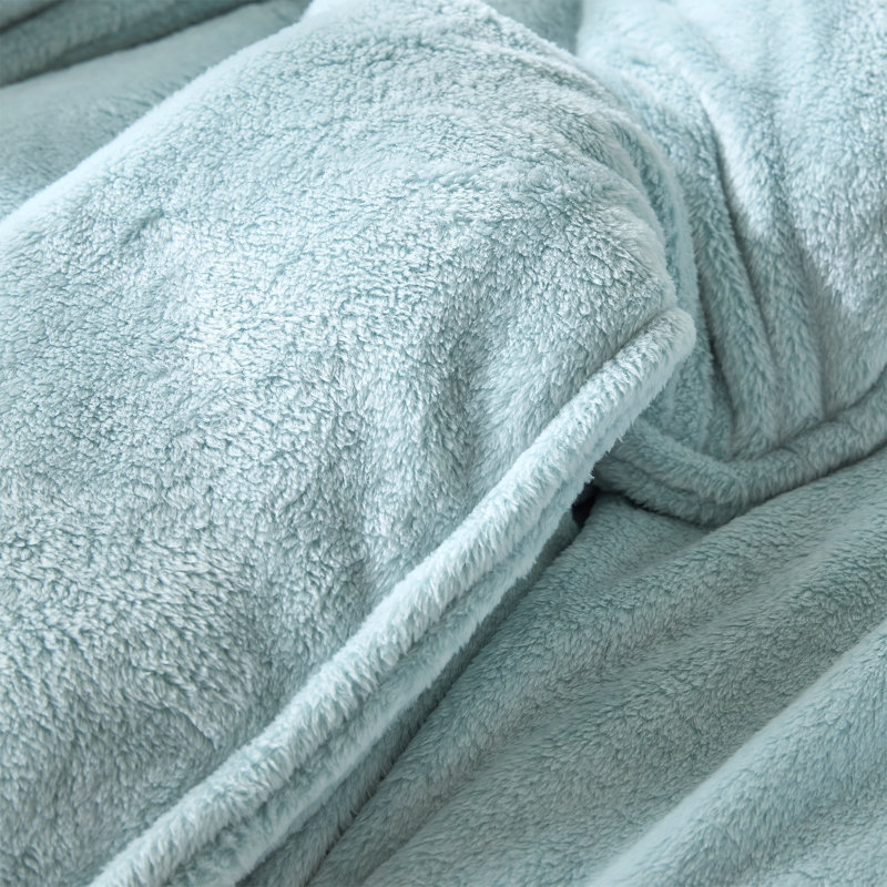 Frosted Velour Coma Inducer Oversized Comforter Set, Twin Comforter +  1 Standard Sham, Green