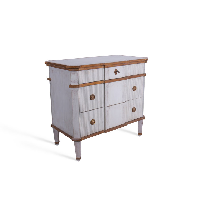 Hendric 34'' W Solid Wood Nightstand