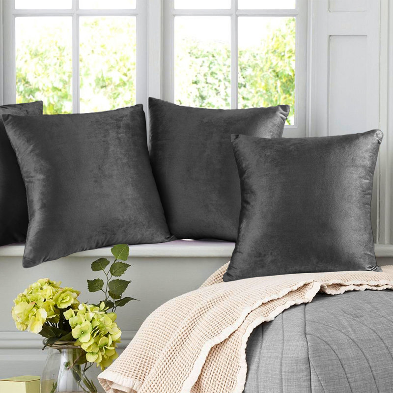 Ensemble de 4 coussins décoratifs en velours Nestl, H 18 po x l 18 po, Gris anthracite gris pierre