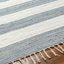 Tapis rayé gris / blanc en coton tissé à plat à la main Annah-911910301