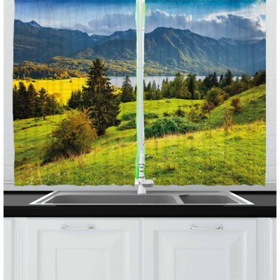 Pointed Kitchen Curtain