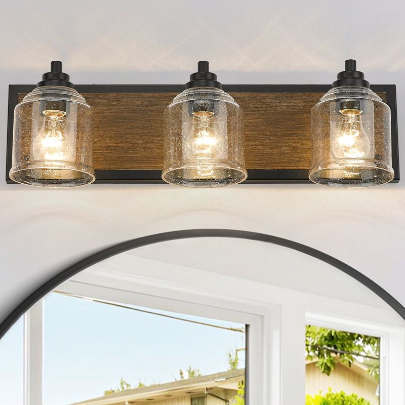 Éclairage de meuble-lavabo à 3 lumières 23 po à grain variable en bois synthétique avec verre ensemencé 23 po Farmhouse, 3