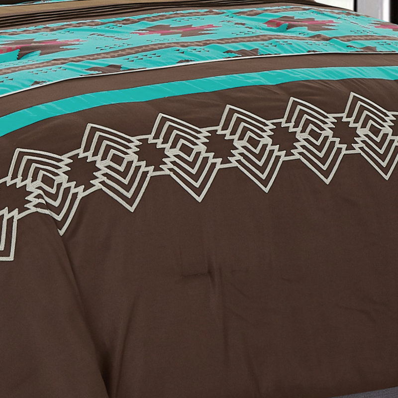 Polyester Geometric Shapes Comforter, Queen Comforter + 2 Shams