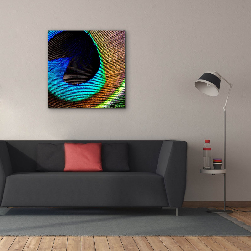 «Peacock Feather 02» par Tom Quartermaine - impression sur toile tendue, H 37 po x l 37 po x P 1,5 po