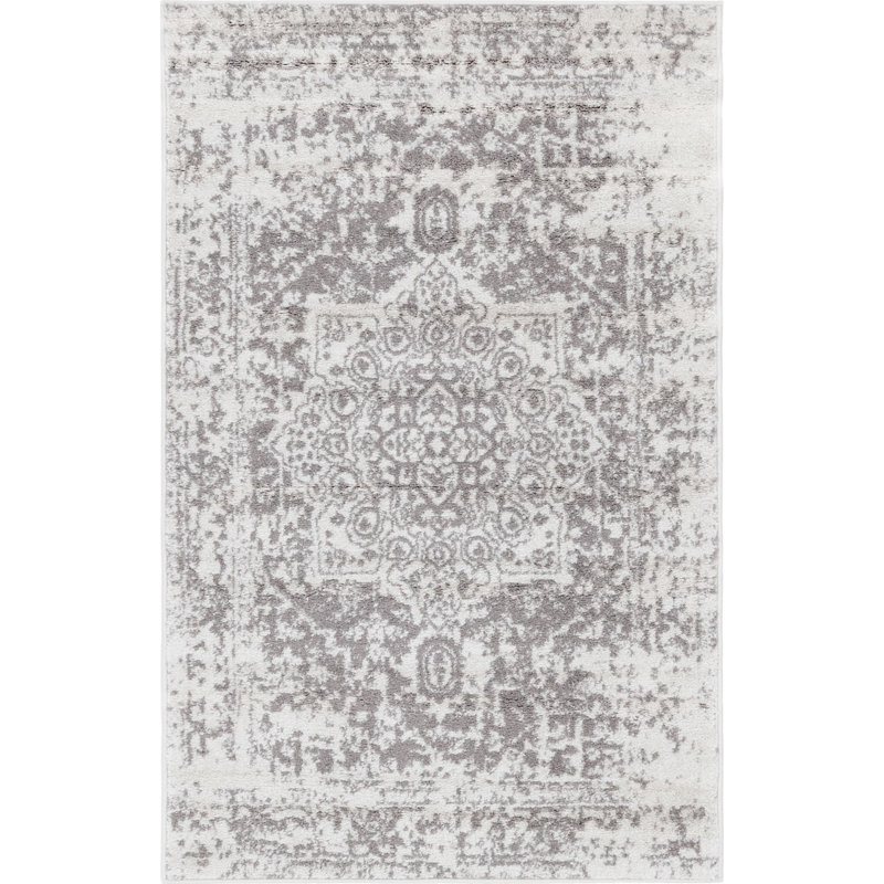 Mirielle Oriental Indoor Rug, Rectangle 3'3" x 5'3"