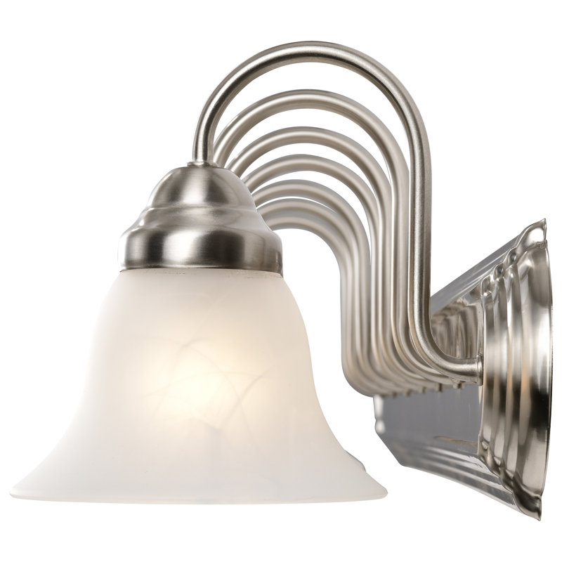 Éclairage de salle de bain à intensité variable 7 lumières Turcotte, 100 W (non incluse), Albâtre, Nickel brossé